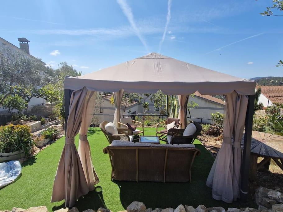 Le Petit Paradis Olivella Esterno foto
